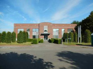 Axilius Business Center