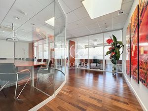 Vente locaux professionnels 426.27 m² à Dardilly (69570)  1 064 000 €