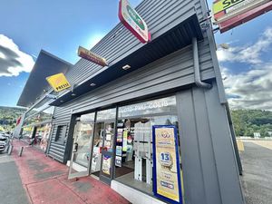 Vente locaux professionnels 85 m² à Unieux (42240)  110 000 €