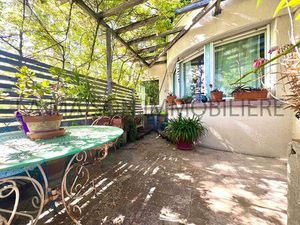 Arceaux - Maison - 7 Pièces - 210 M2 - Terrasse - Grand Séjour
