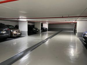 Vente parking 11 m² à Paris 10ème (75010)  30 000 €