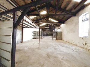 Vente locaux professionnels 313 m² à Nimes (30000)  510 000 €