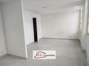 Location appartement 1 pièce 28 m² à Moissac (82200)  350 €