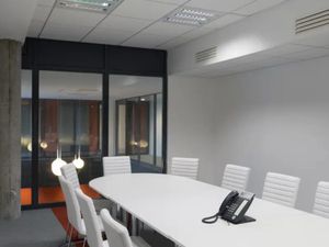 BOUCICAUT - PARIS 15EME - POSTES DE TRAVAIL 5 45 M²