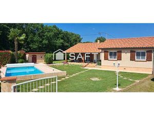 Villa de plain-pied avec piscine