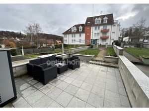 HIRSINGUE  jolie maison mitoyenne  61m²  2chambres  sous-sol  jardin privatif  grand garag