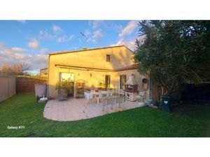 Proche de la gare de Libourne