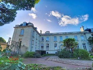 Location meublée appartement 4 pièces 118 m² à Mûrs-Erigné (49610)  1 300 €