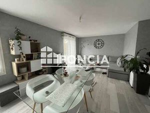 Location Appartement 2 pièces à La Roche-sur-Yon (85000) : à louer 2 pièces / 52m² La Roch