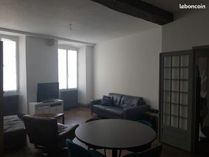 Bel appartement ancien 70m2 proche centre Argenton/creuse