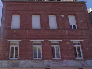 Appartement rénové 1 chambre