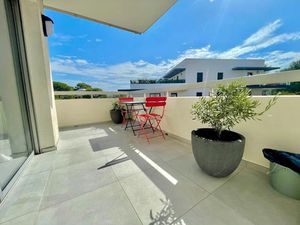 Location meublée appartement 2 pièces 42.13 m² à Saint-raphael (83700)  880 €