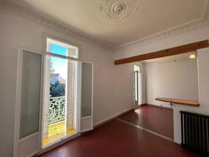 Location appartement 2 pièces 55 m² à Toulon (83000)  865 €