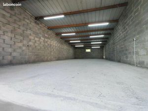 Location hangar de stockage/entrepôt