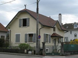 Maison 5 pièces 120m2 jardin clos