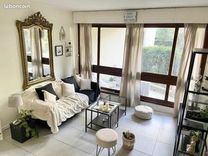 Studio 1 pièce 26 m²