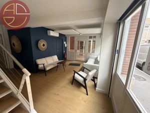 Location locaux professionnels 200 m² à Toulouse (31000)  3 667 €