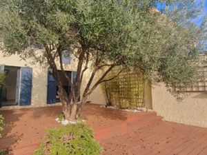 Location maison 5 pièces 95 m² à Montpellier (34000)  1 262 €