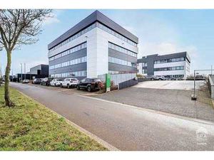 BUREAUX A LOUER AVEC SERVICES - MONT-SAINT-GUIBERT