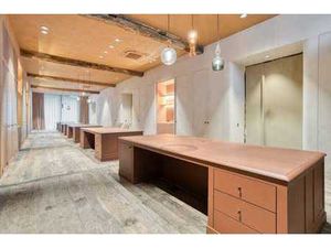 Bâtiment commercial d'environ 1 575 m² à Oostnieuwkerke-Stad