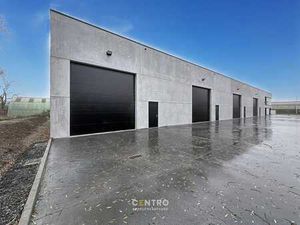 Instapklaar geïsoleerd nieuwbouw MAGAZIJN (± 960m²)  vrij...