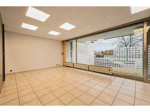 Espace professionnel de +/- 120 m² Vue MEUSE à LA PLANTE