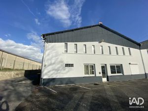 Location locaux professionnels 575 m² à Lizy-sur-Ourcq (77440)  2 300 €