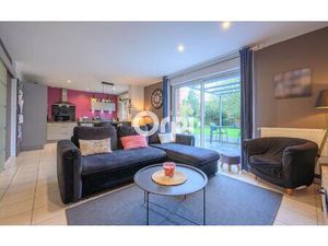 Maison Prouvy 98 m² T-5 à vendre  244 800 €