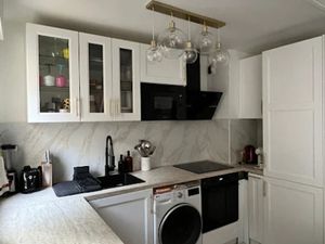 Location meublée appartement 2 pièces 37 m² à Courbevoie (92400)  1 395 €