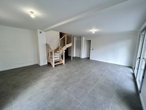 T6 duplex de 118 m2 à proximité du centre-ville de Saint-Mar