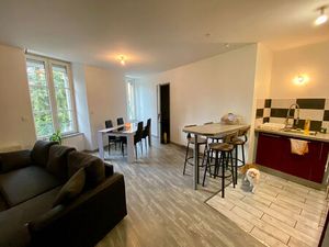 Immeuble au coeur de Saint Germain Laval 8 pièce(s) 300 m2