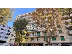 MARSEILLE 13001 - INVESTISSEMENT RENTABLE PROCHE GARE SAINT-CHARLES