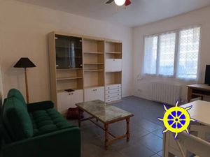 Location meublée appartement 2 pièces 40 m² à Sigean (11130)  450 €