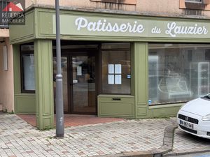 Grand local commercial