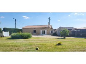 À SAISIR  Maison de plain pied rénovée- clés en main