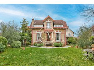 MAISON LE CHESNAY PLATEAU SAINT ANTOINE