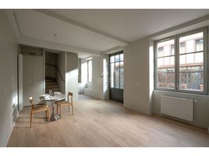 Versailles Notre Dame - Maison 3 pièces 79.90 m² au sol avec terrasse arborée de 25m²