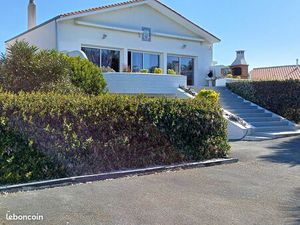 Villa maison avec vue imprenable sur océan