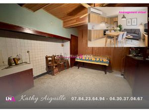 MAISON DE VILLAGE A RENOVER