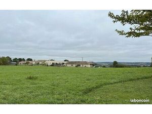 Terrain 1 500 m² Duras