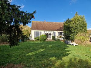 Vente plain pied 3ch dans village garage et terrain sans travaux