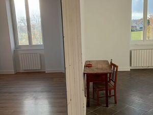 Appartement à louer au bourg de Thionne
