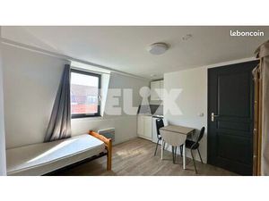 Studio 1 pièce 12 m²