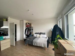 Studio 1 pièce 28 m²