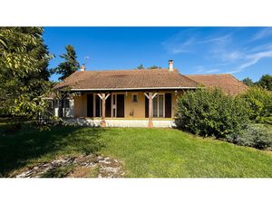 Maison Athee Sur Cher 6 pièce(s) 145 m2