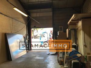 Local d'activités de 150m²