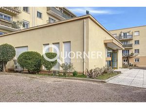 A VENDRE FREJUS Secteur Tassigny-Auchan - MURS BUREAUX LIBRE