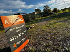 Terrain 9388 m² Saint-Germain-Chassenay