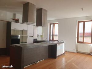 150 m² centre-ville 5 chambres Séjour cuisine 36 M²