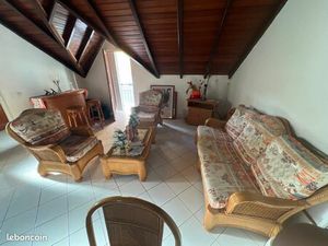 Haut de villa meublée avec 2 chambres